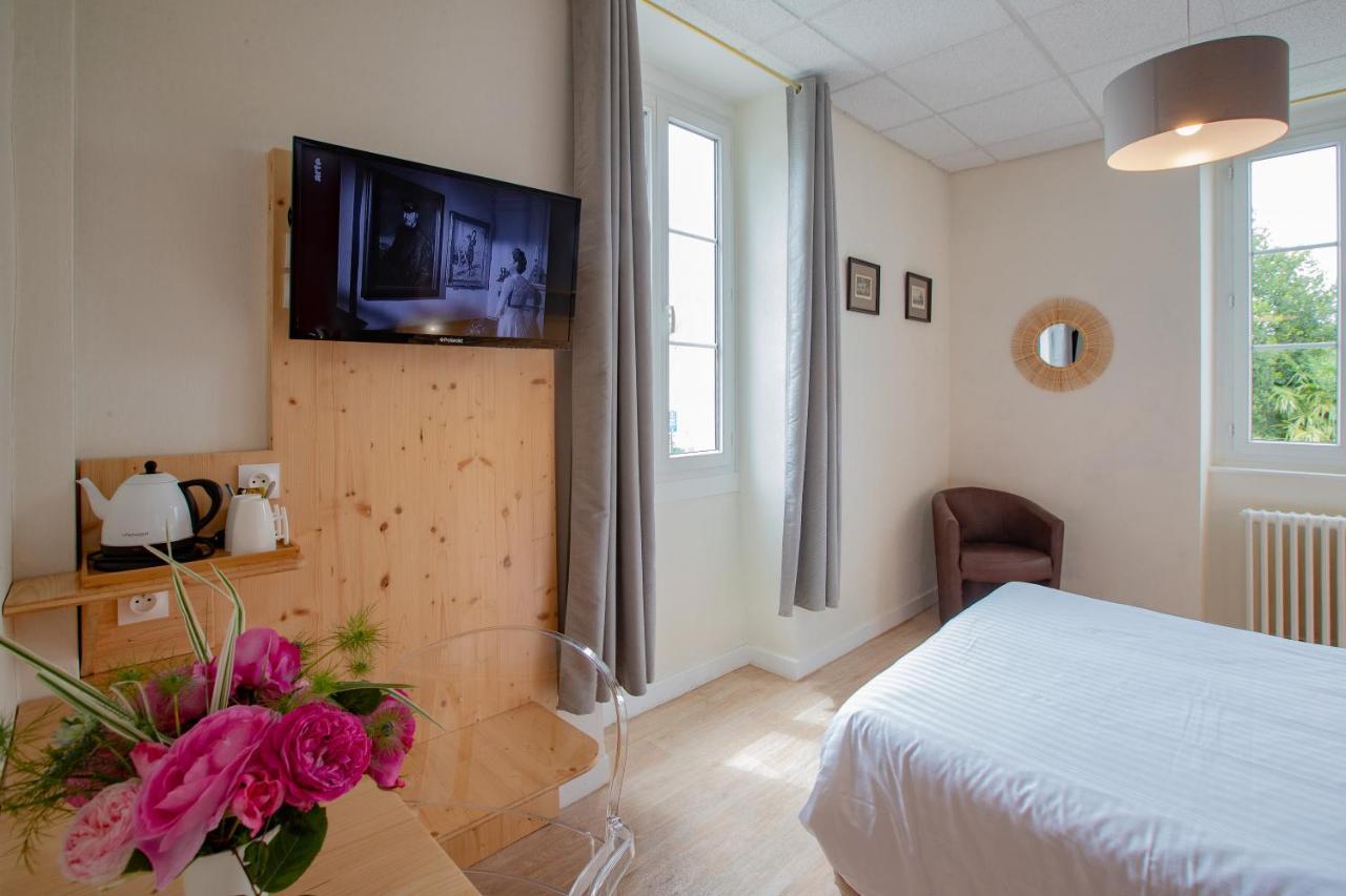 Hostellerie Du Parc Cambo-les-Bains Exterior foto
